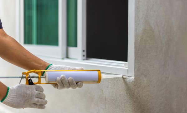 Cost of Window Caulking Service in Plano