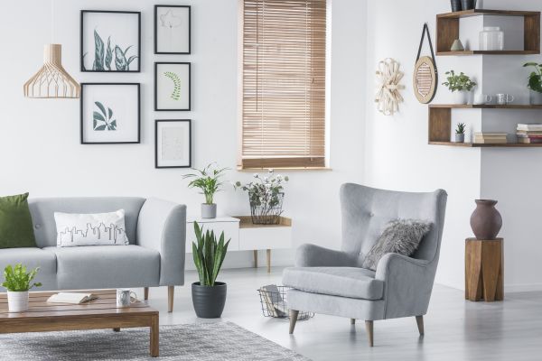 Cost of Wall Decor Hanging in Plano