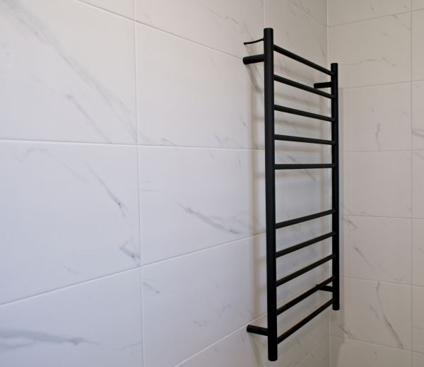 Cost of Towel Rack Installation in Plano